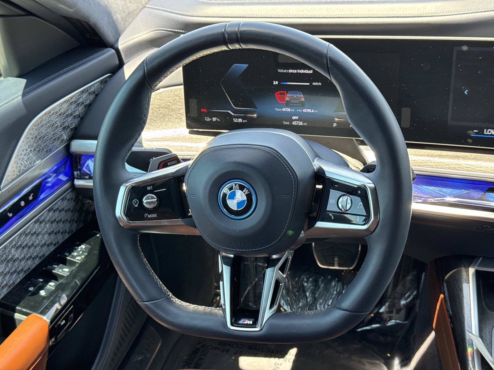 Used 2023 BMW i7 xDrive60 AWD/4WD image 10