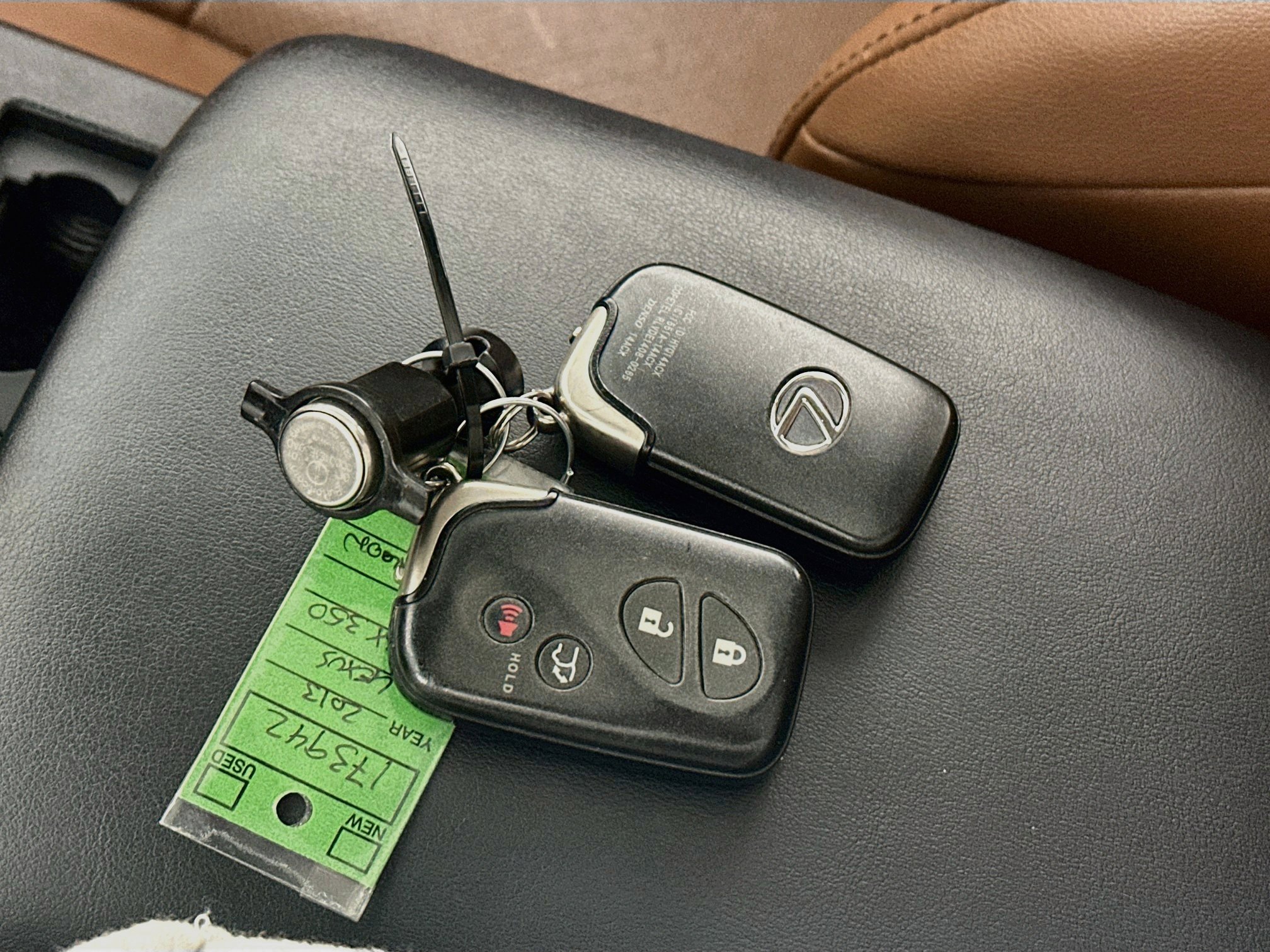 Used 2013 Lexus RX 350 AWD w/ Navigation Pkg image 25