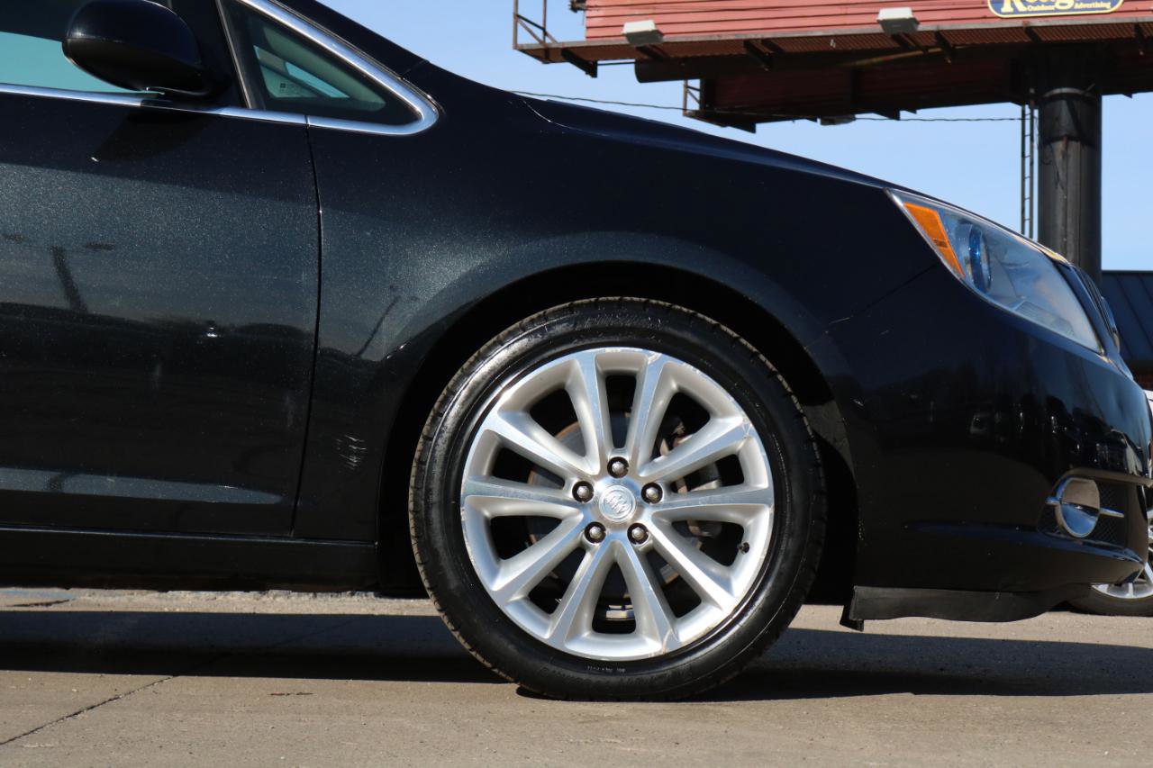 Used 2014 Buick Verano Leather image 6