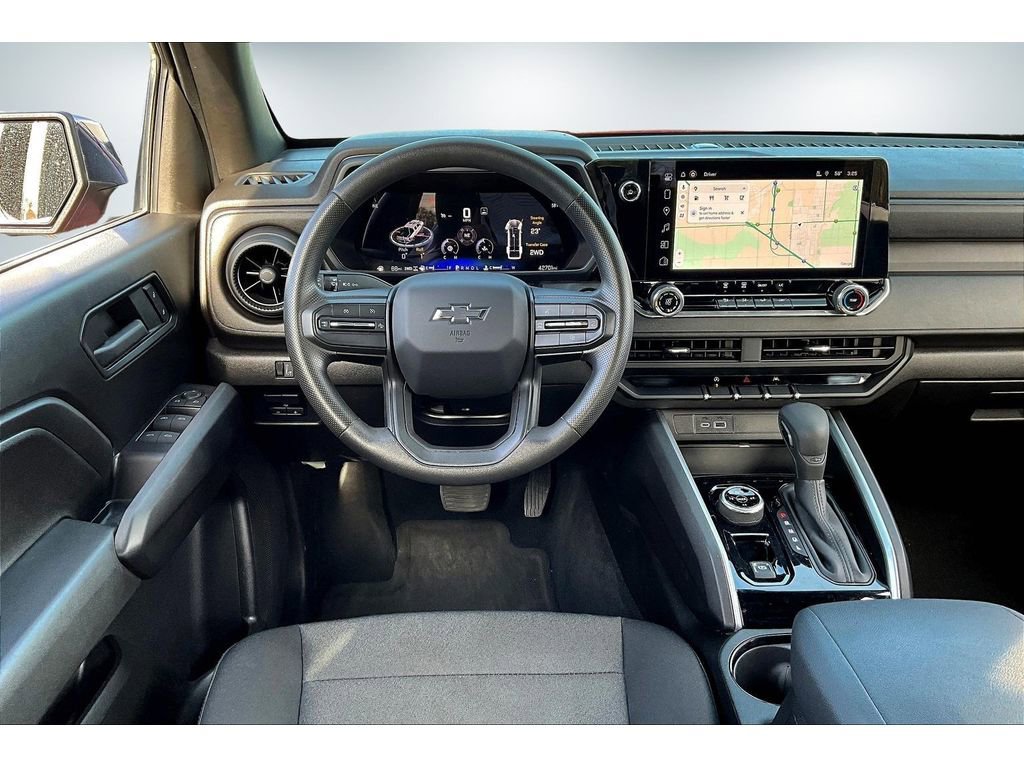 Used 2024 Chevrolet Colorado Trail Boss w/ Technology Package image 9