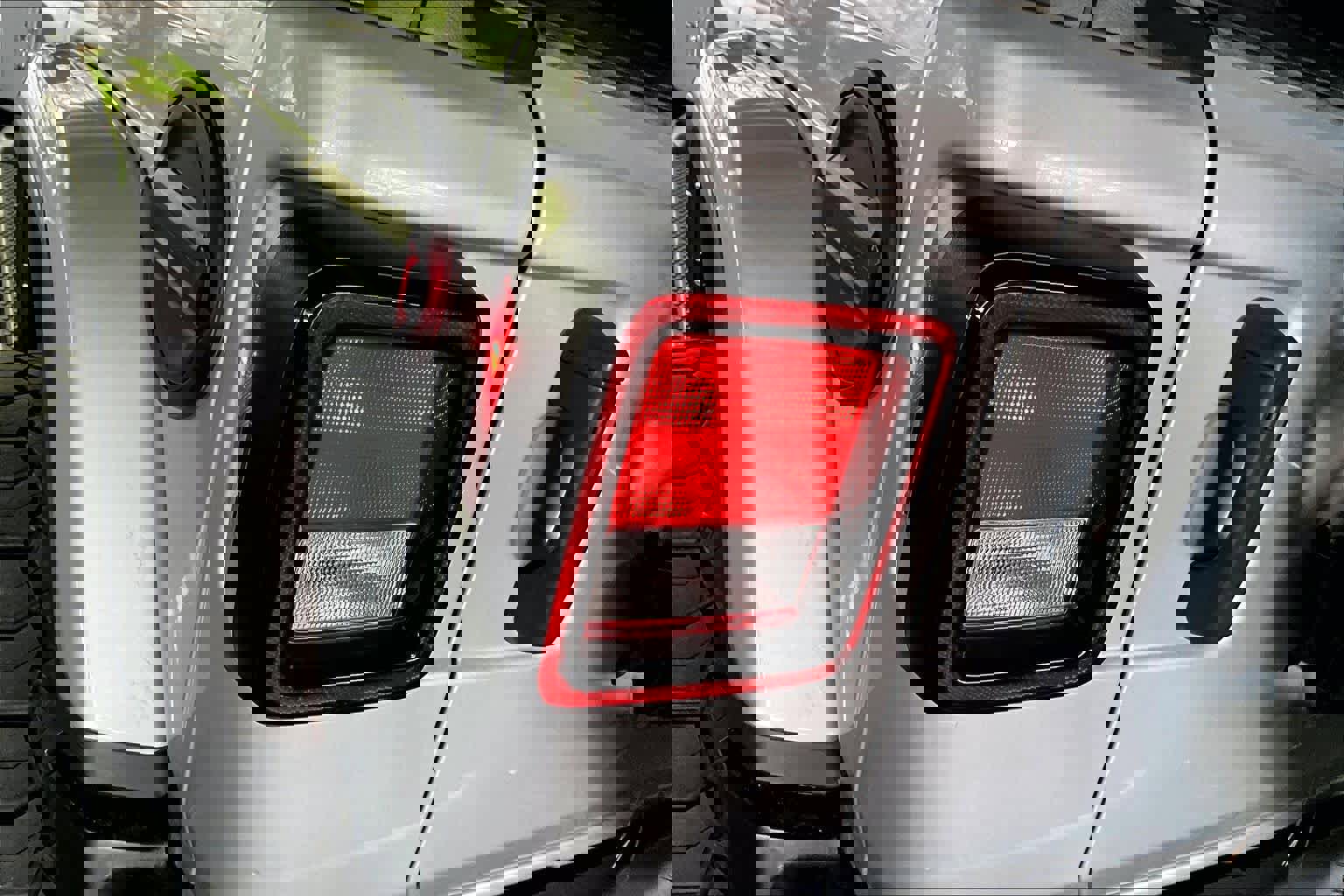 Used 2022 Jeep Wrangler Unlimited Sahara w/ Cold Weather Group AWD/4WD image 28