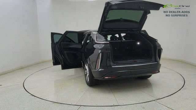 Used 2024 Cadillac Lyriq Tech RWD image 74