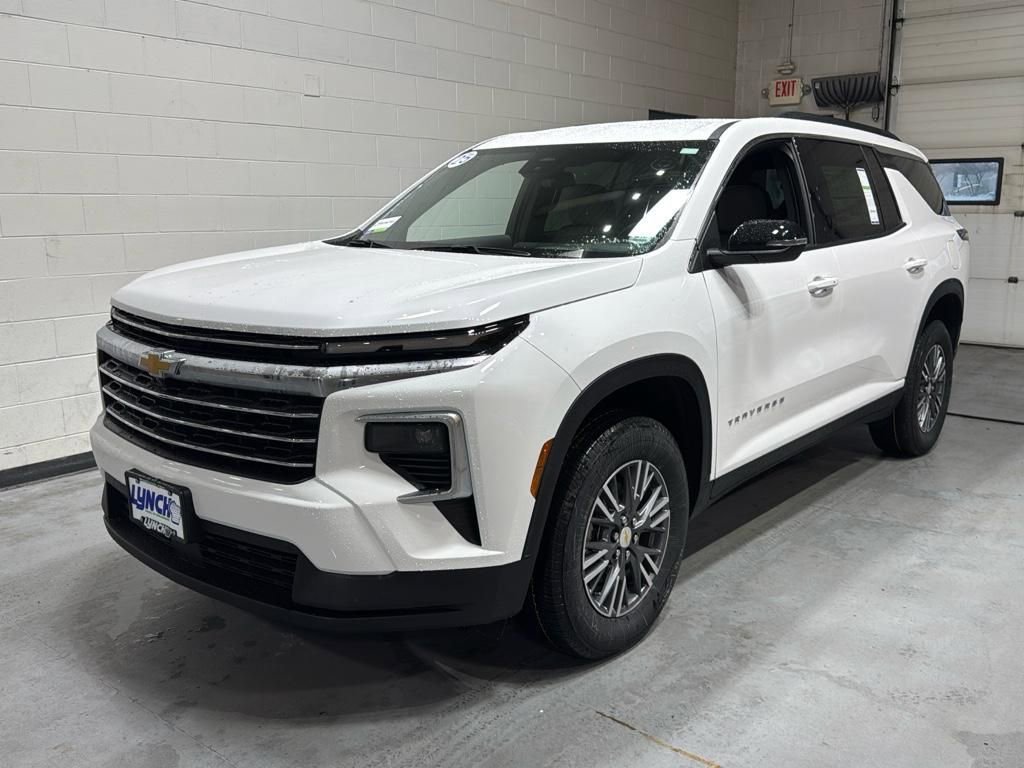 New 2025 Chevrolet Traverse LT w/ LPO, Floor Liner Package image 39