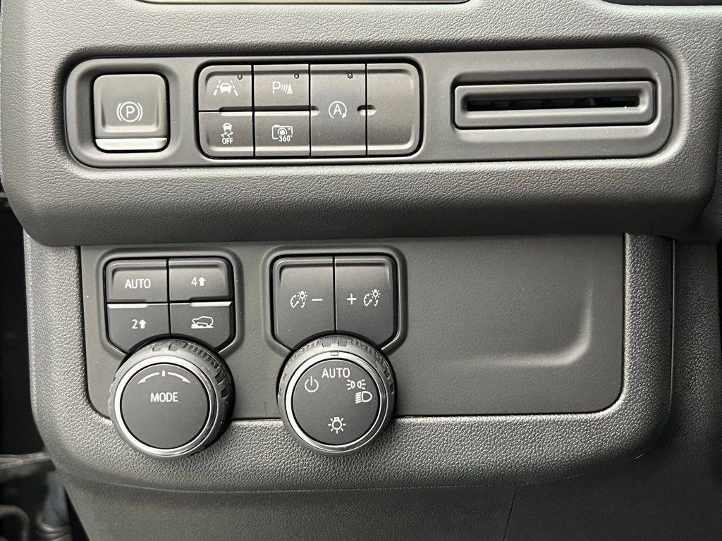 Used 2024 Chevrolet Tahoe RST w/ RST Performance Edition image 22