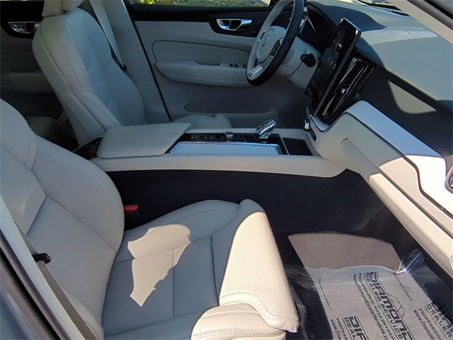 New 2026 Volvo XC60 B5 Ultra w/ Protection Package Premier image 21