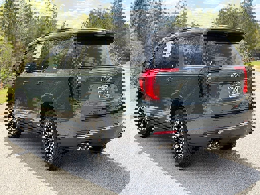 New 2026 GMC Yukon AT4 w/ AT4 Premium Plus Package image 3