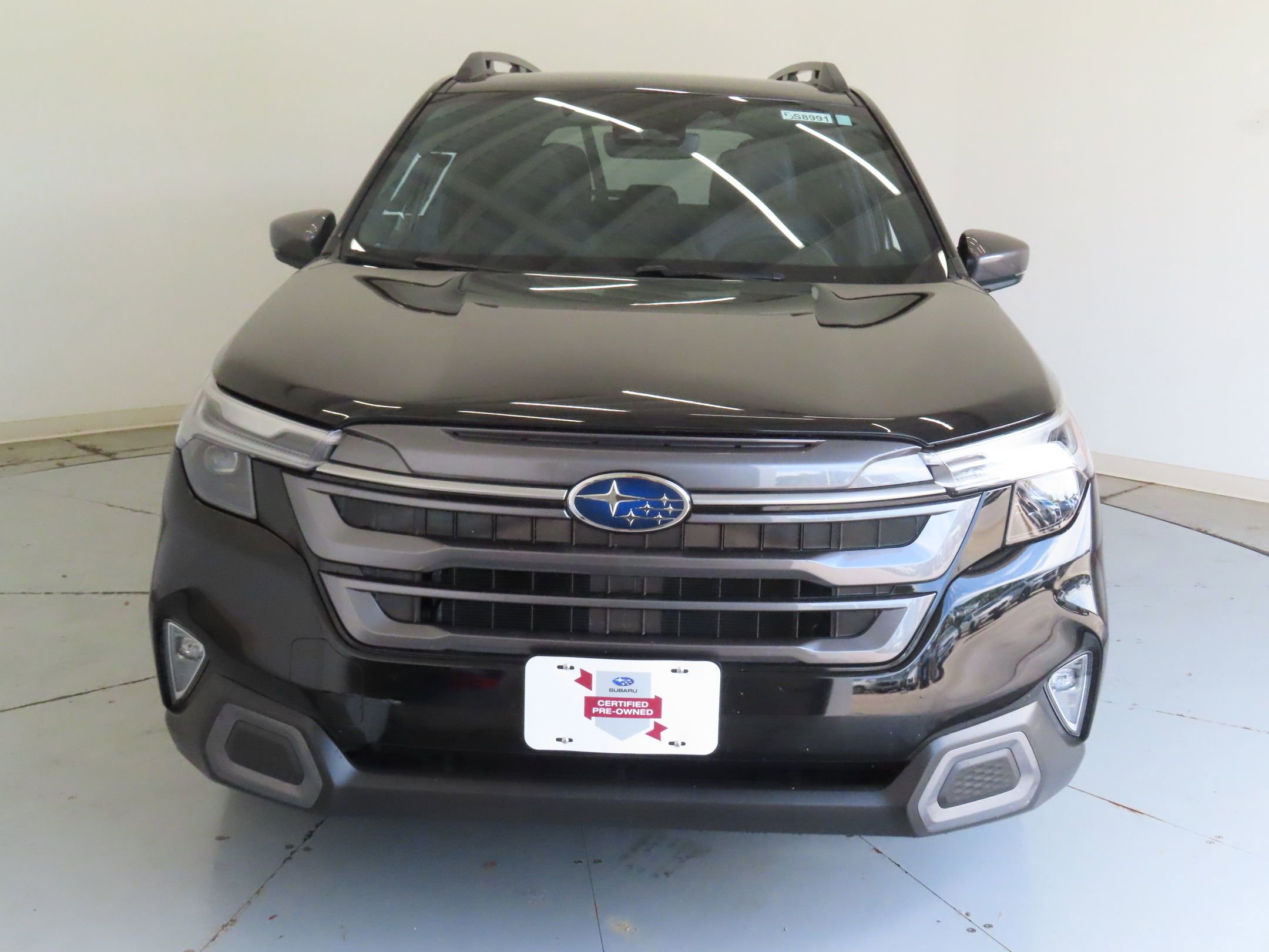 Certified 2025 Subaru Forester Limited w/ Popular Package #1 AWD/4WD image 9
