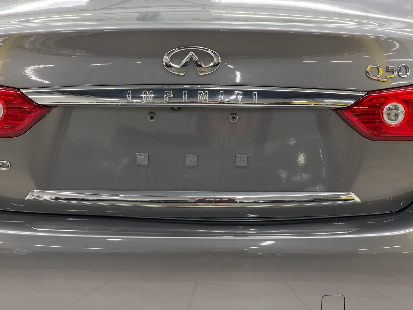 Used 2015 INFINITI Q50 Premium w/ Navigation Package AWD/4WD image 11