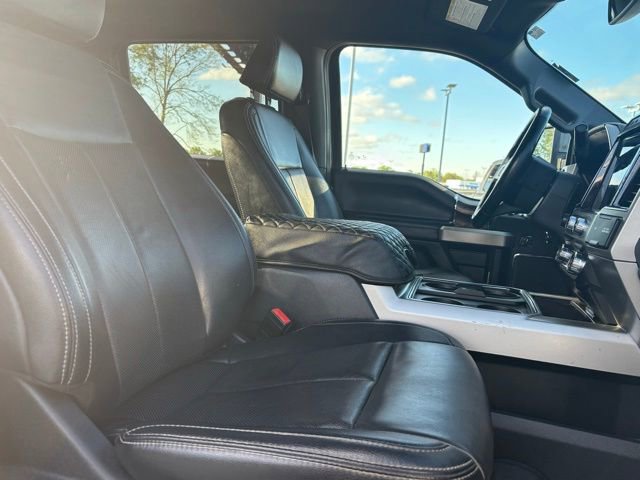 Used 2022 Ford F250 Lariat w/ Black Appearance Package image 22