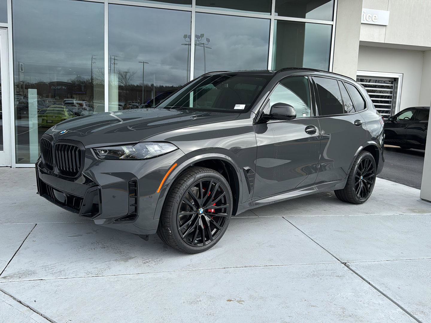 New 2026 BMW X5 sDrive40i w/ Executive Package image 2