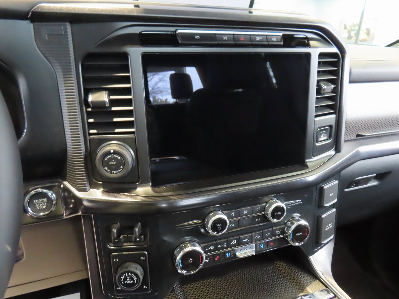 New 2026 Ford F150 Raptor w/ Equipment Group 803A Raptor R image 16