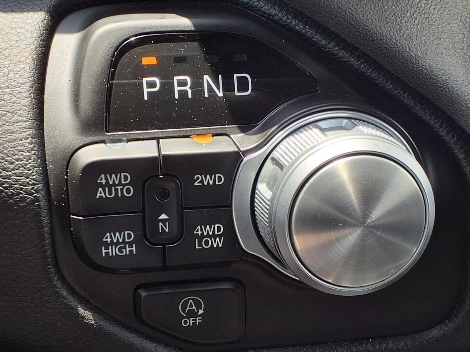 Used 2025 RAM 1500 Laramie AWD/4WD image 5