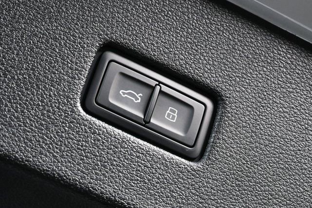 New 2026 Audi Q8 Premium Plus AWD/4WD image 30