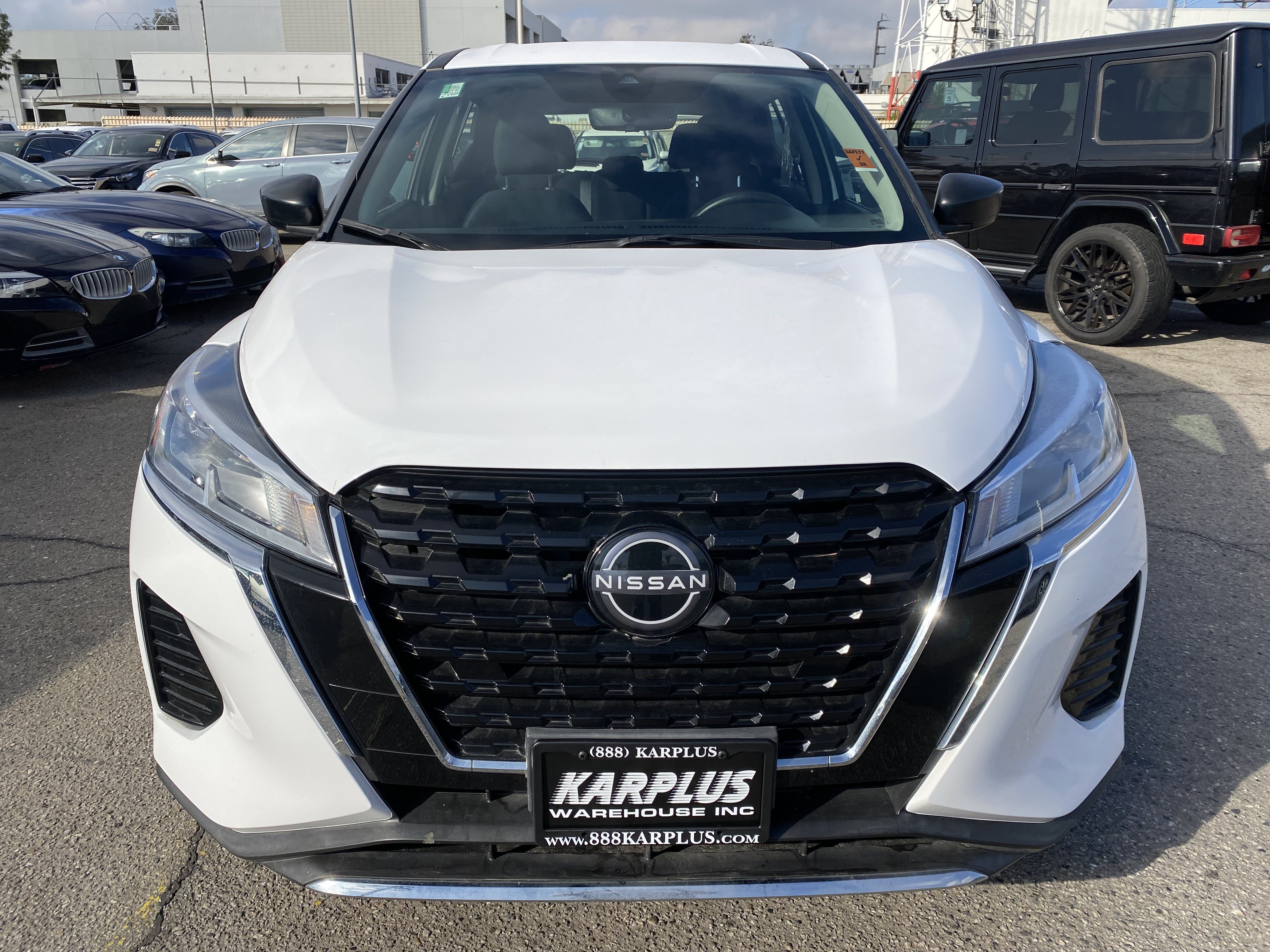 Used 2024 Nissan Kicks S w/ Interior Electronics Package FWD image 3