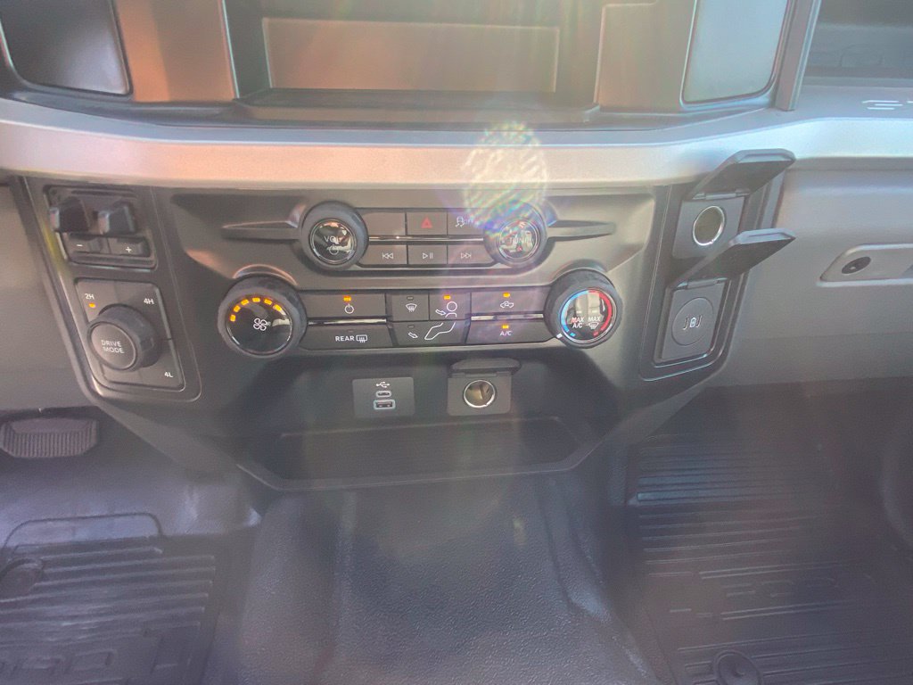 New 2026 Ford F350 XL w/ XL Chrome Package AWD/4WD image 19