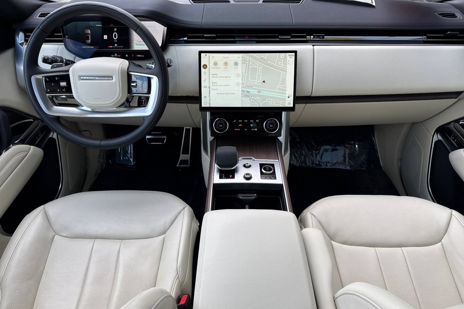 Used 2023 Land Rover Range Rover SE AWD/4WD image 14