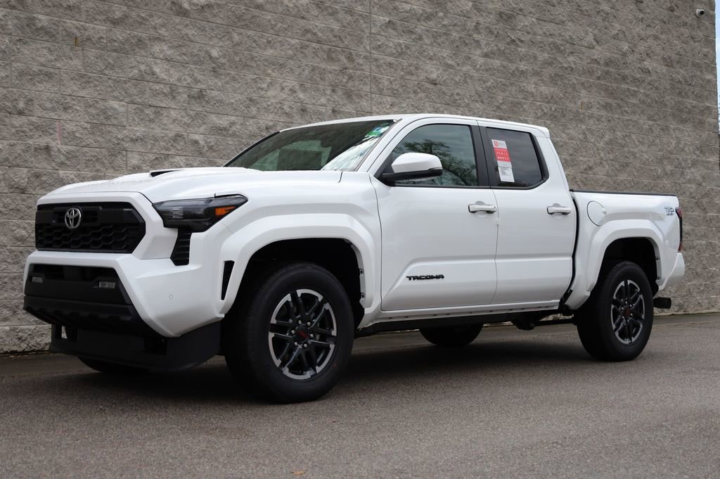 New 2025 Toyota Tacoma TRD Sport