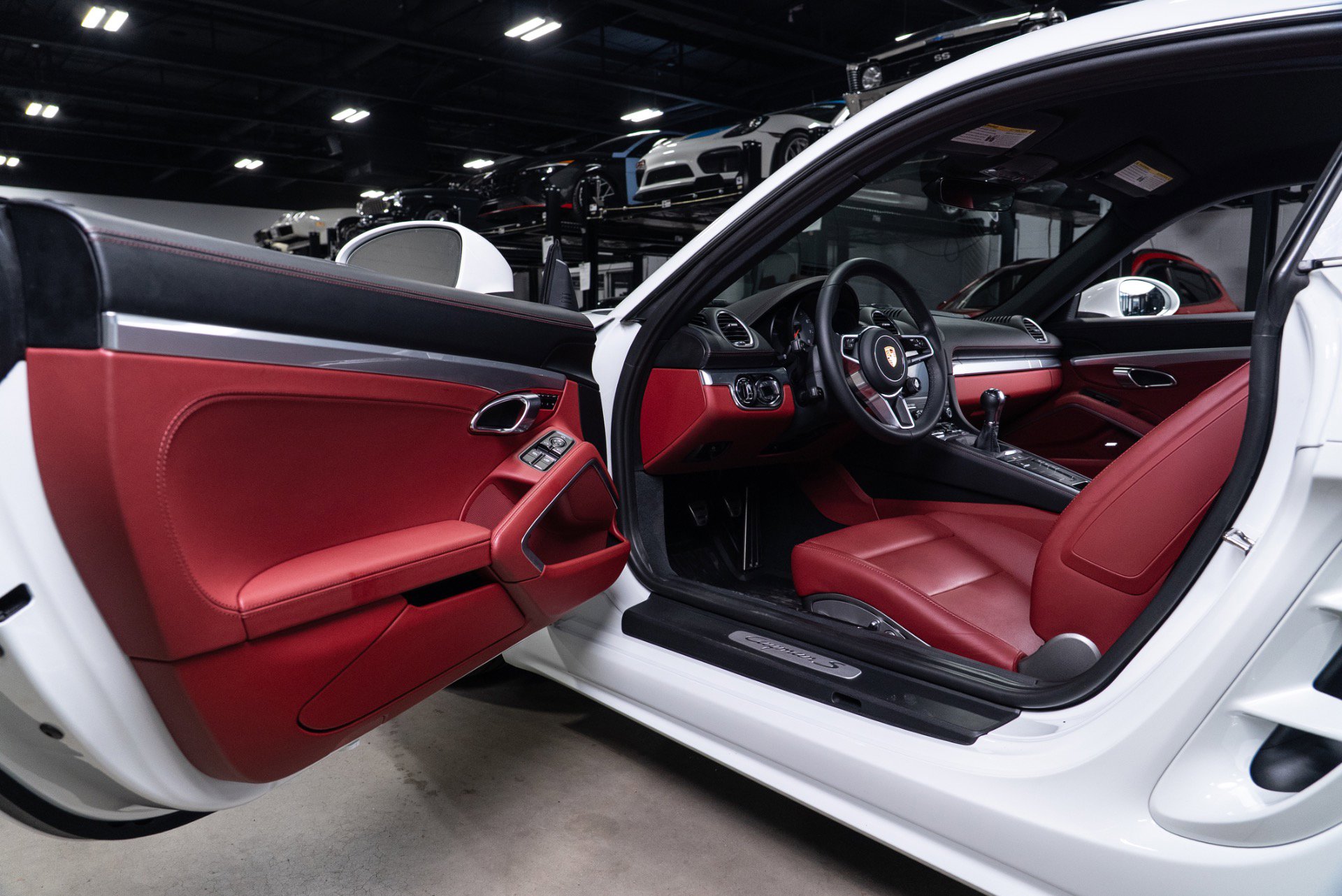 Used 2024 Porsche 718 Cayman S image 50