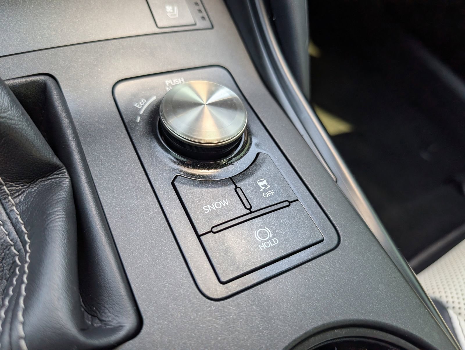 Used 2022 Lexus IS 350 F Sport RWD image 23