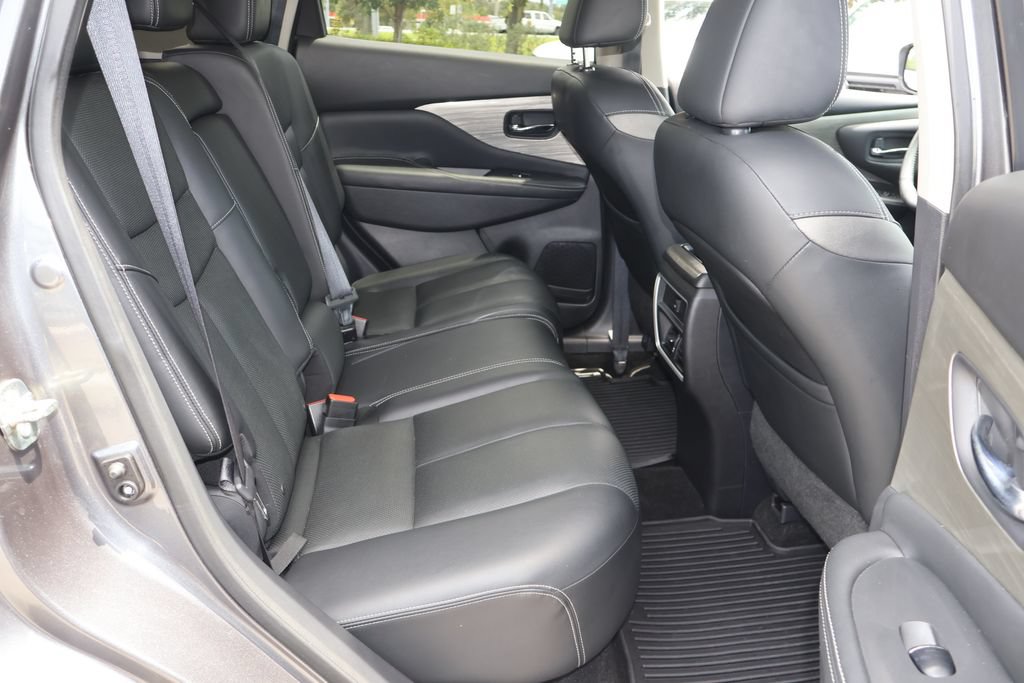 Used 2016 Nissan Murano SL FWD image 14
