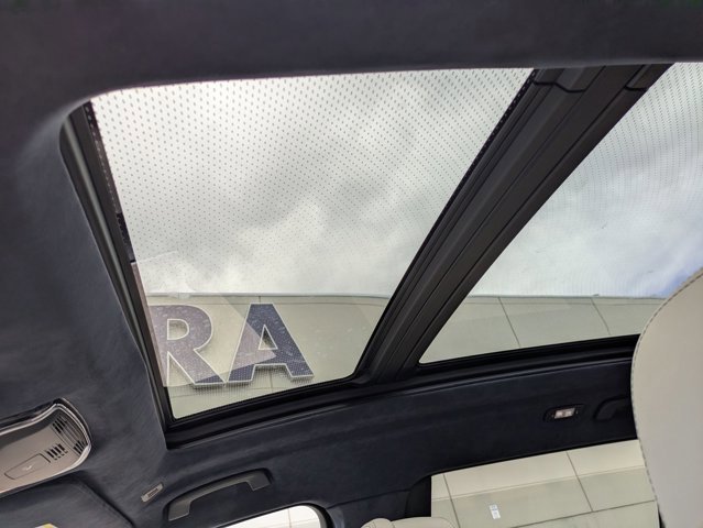 Used 2020 BMW X7 xDrive50i w/ Executive Package image 17