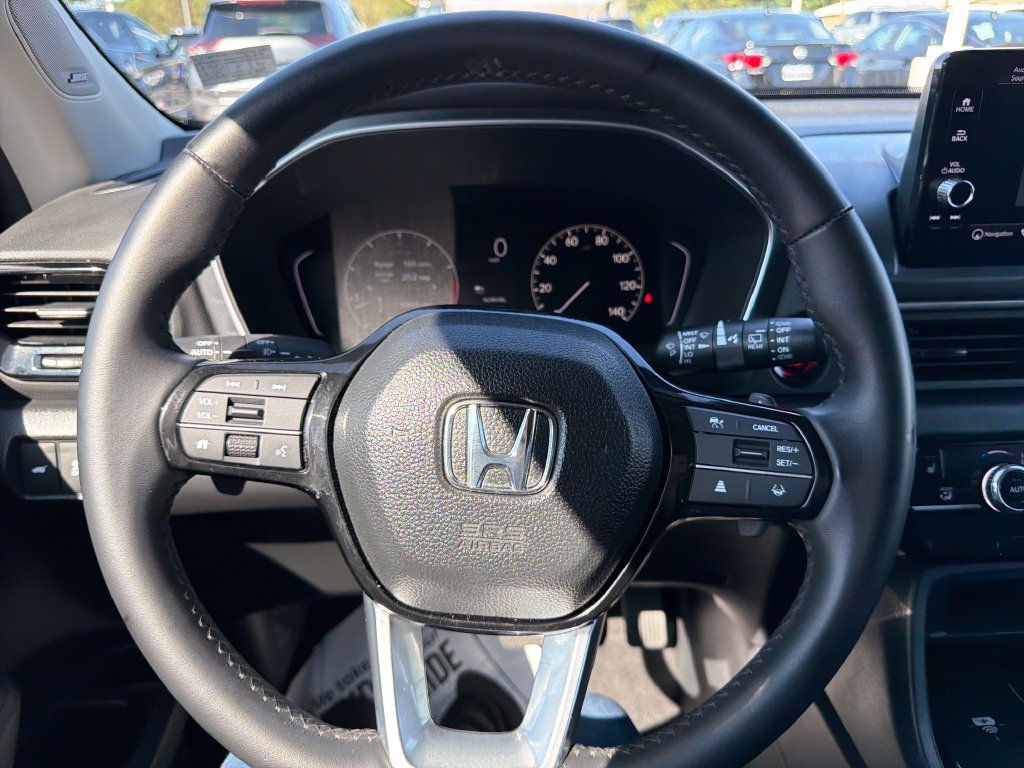 Used 2024 Honda Pilot Touring image 20