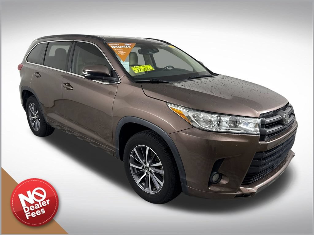 Used 2017 Toyota Highlander XLE