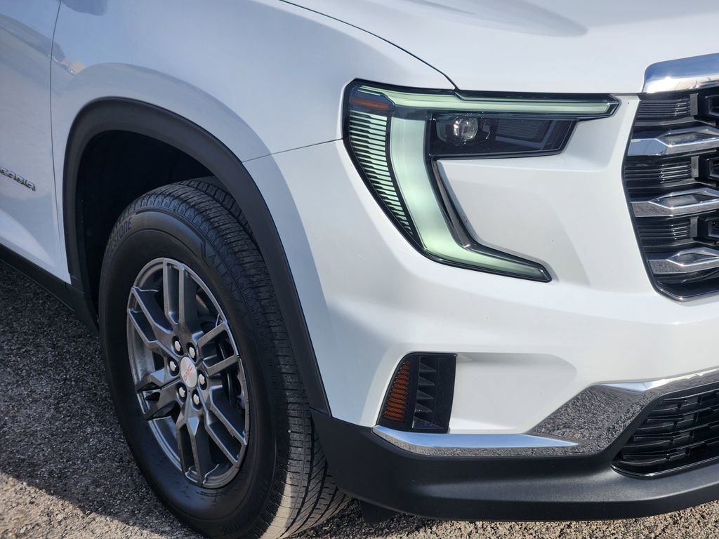 Used 2025 GMC Acadia Elevation image 9