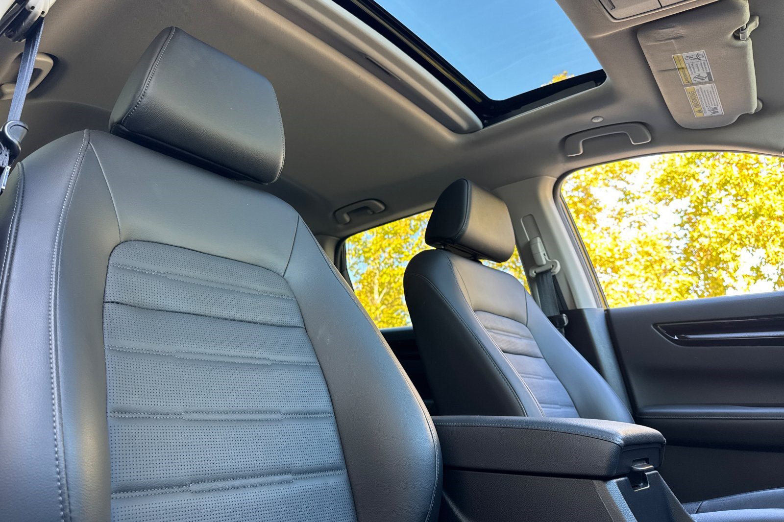 Used 2025 Honda CR-V EX-L image 24