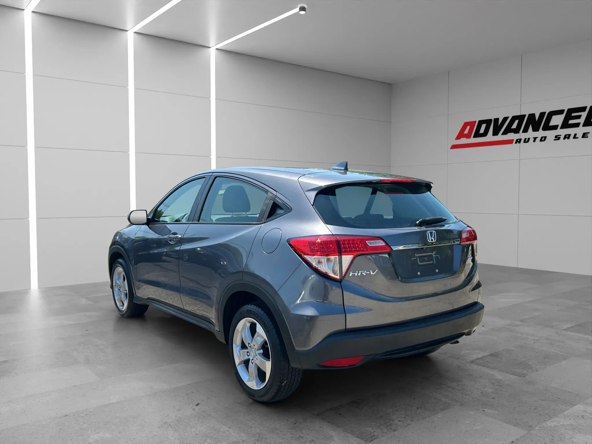 Used 2021 Honda HR-V LX image 5