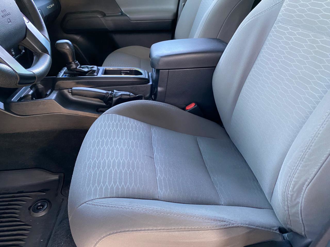 Used 2018 Toyota Tacoma SR RWD image 24