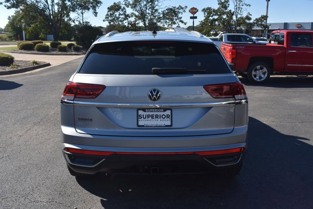 Used 2022 Volkswagen Atlas Cross Sport SE image 6