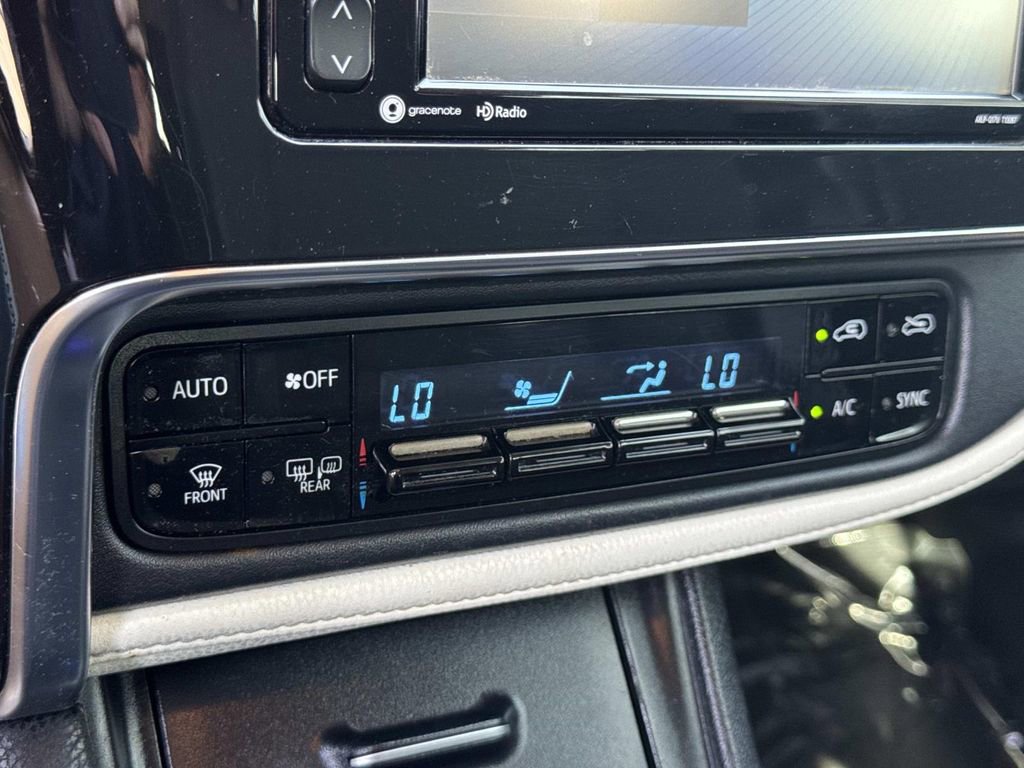 Used 2018 Toyota Corolla iM image 13