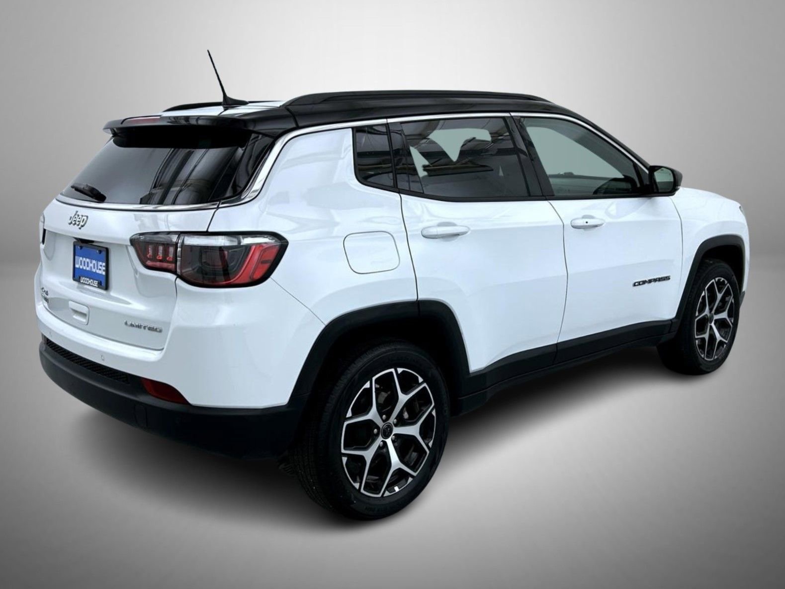 Certified 2025 Jeep Compass Limited AWD/4WD image 5