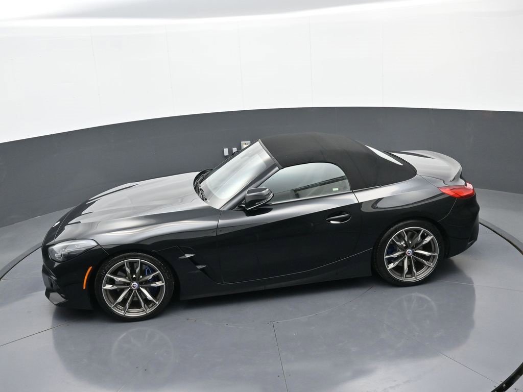 Used 2023 BMW Z4 M40i w/ Premium Package image 30