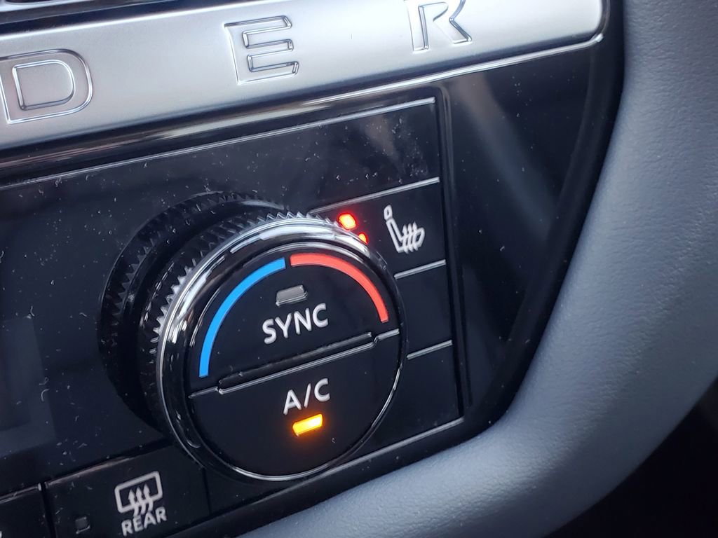 New 2026 Nissan Pathfinder SL image 22