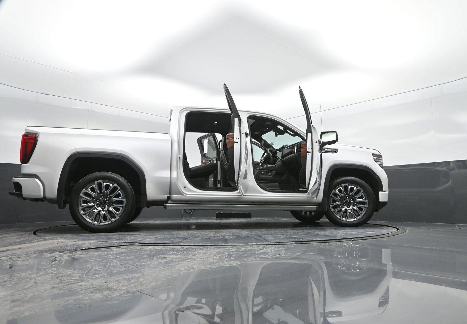 Used 2024 GMC Sierra 1500 Denali Ultimate image 56