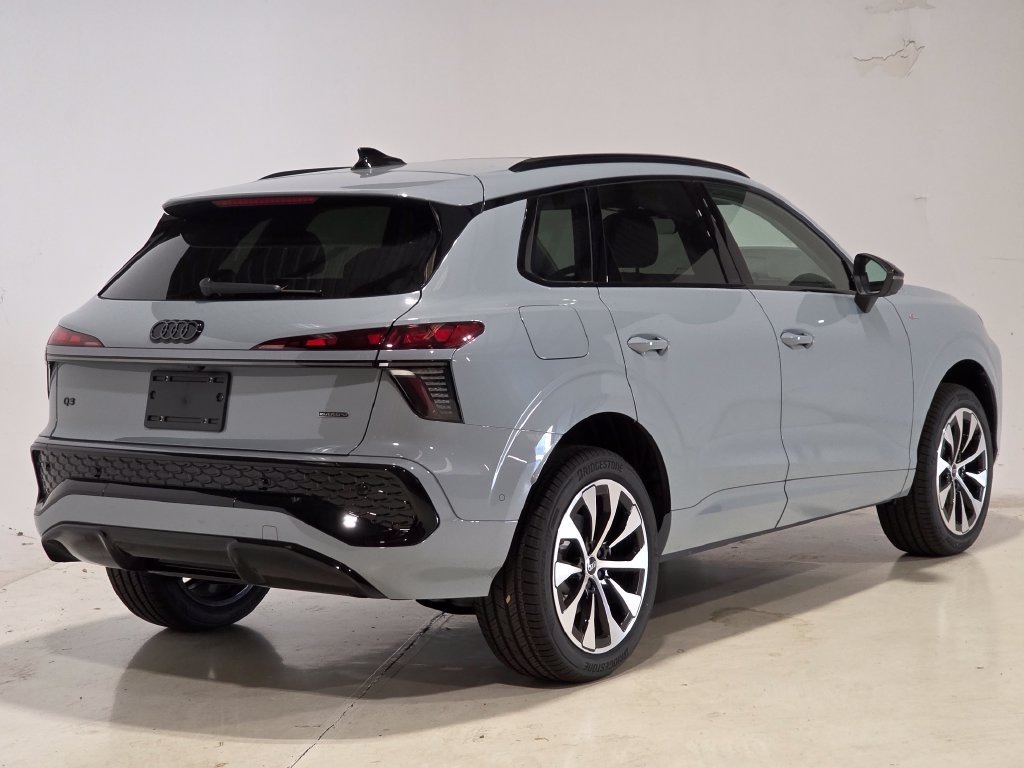 New 2026 Audi Q3 quattro 2.0T AWD/4WD image 5