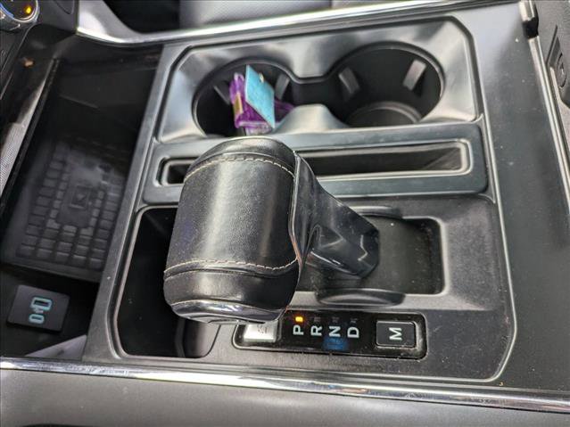 Used 2022 Ford F150 Lariat image 11