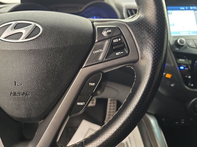Used 2016 Hyundai Veloster Turbo w/ Option Group 04 FWD image 28