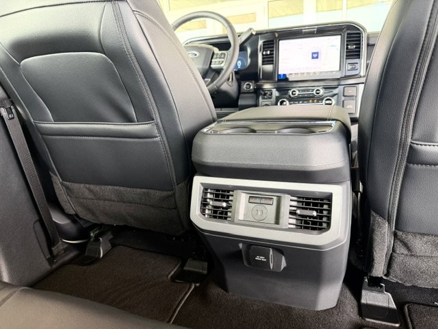 New 2026 Ford F350 Lariat w/ Camper Package RWD image 11