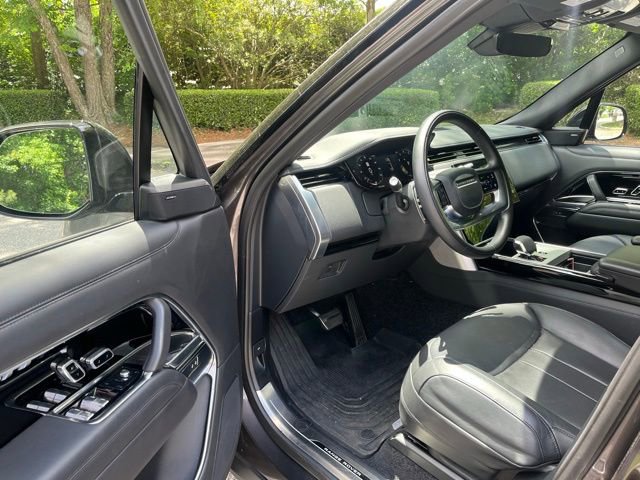 Certified 2024 Land Rover Range Rover SE AWD/4WD image 4