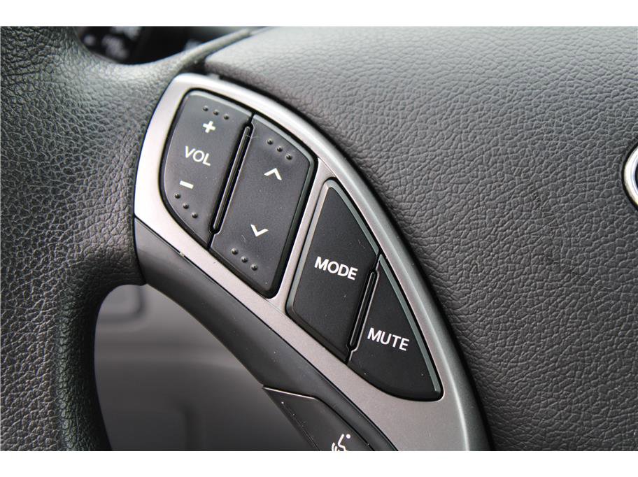 Used 2013 Hyundai Elantra GLS w/ Preferred Pkg FWD image 15