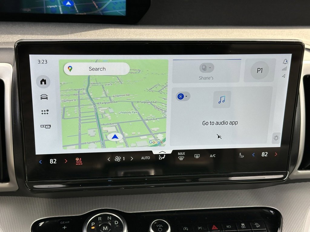 Used 2025 Ford Expedition Active image 32