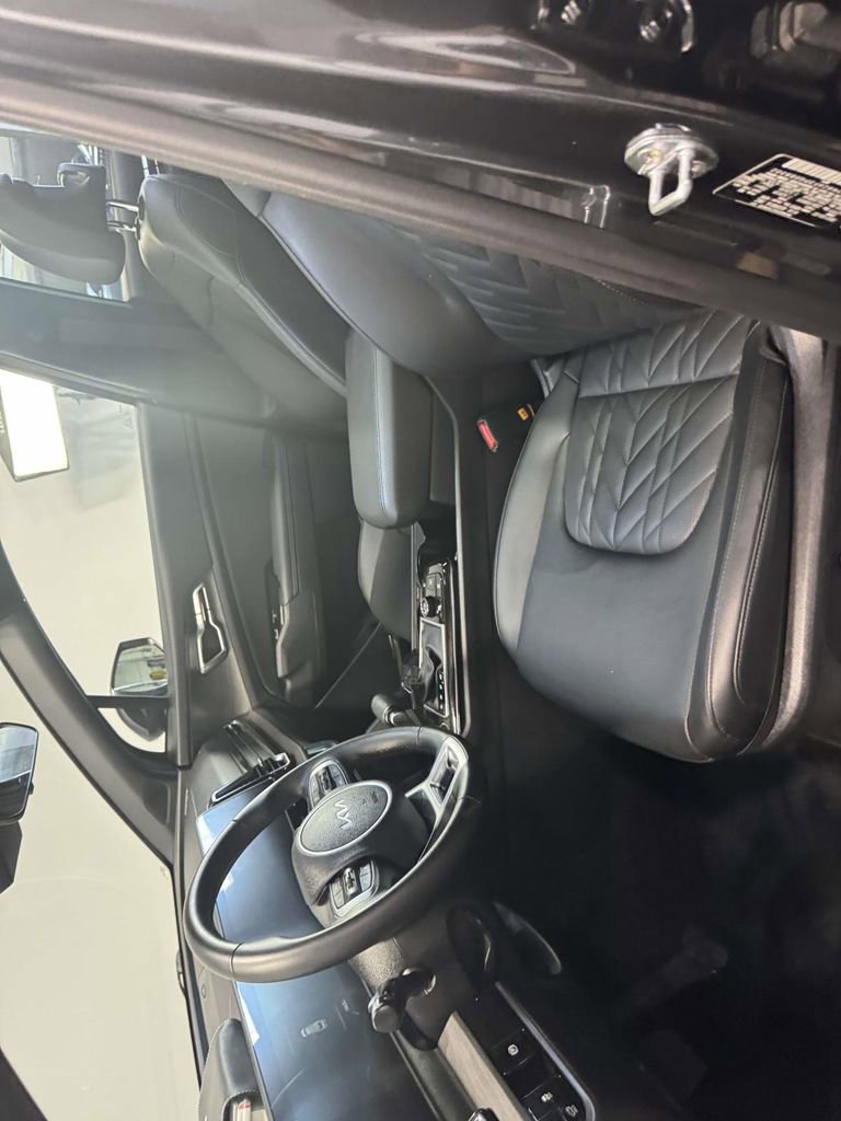 Used 2023 Kia Sportage X-Line w/ X-Line Premium Package image 11