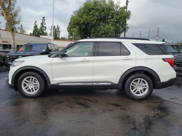 Used 2025 Ford Explorer Active w/ Active Comfort Package RWD image 27