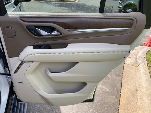 Used 2021 GMC Yukon Denali w/ Denali Premium Package image 36