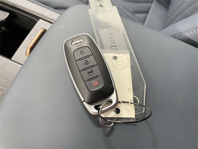 Certified 2025 Nissan Ariya Platinum image 32