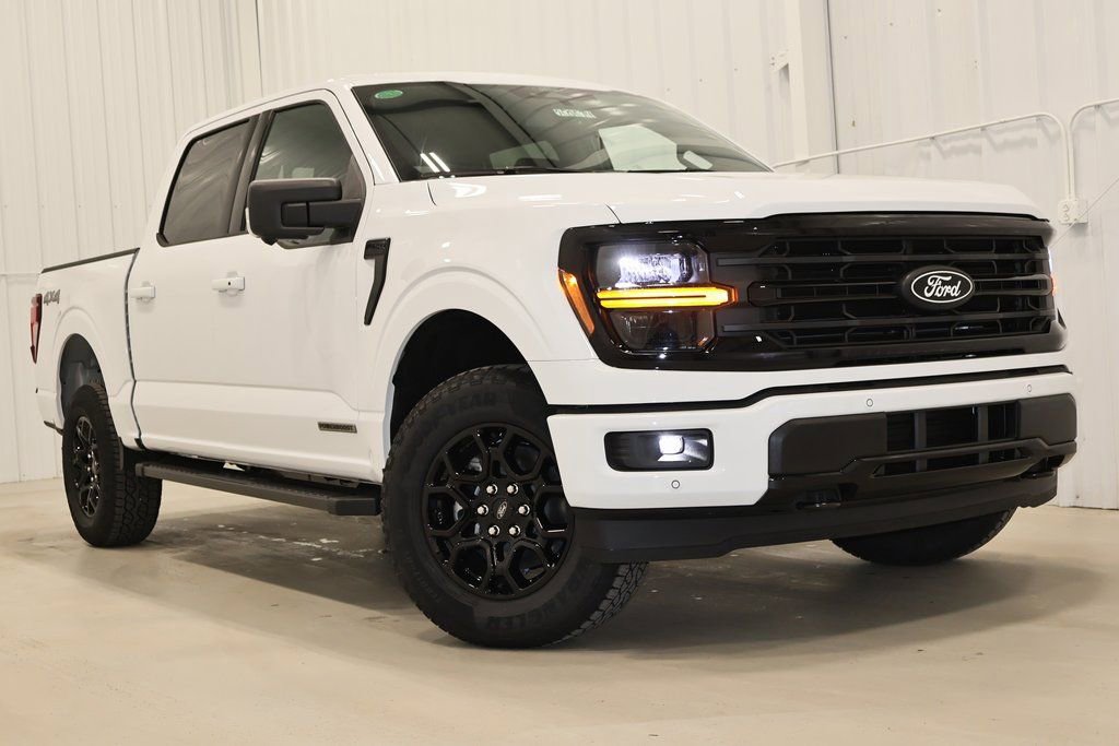 New 2025 Ford F150 XLT w/ Equipment Group 302A MID image 30