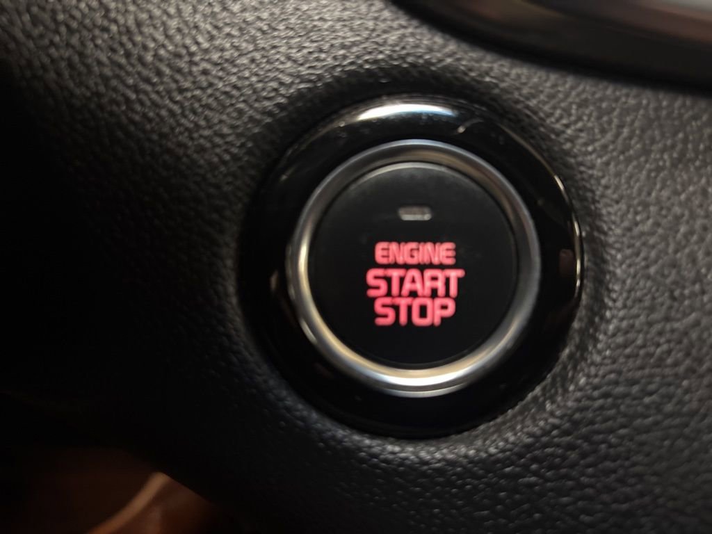 Used 2017 Kia Sorento EX w/ EX Advanced Touring Package image 7